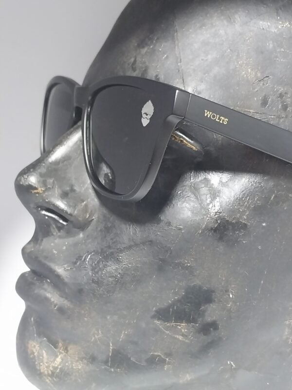 HOPPER MATTE BLACK