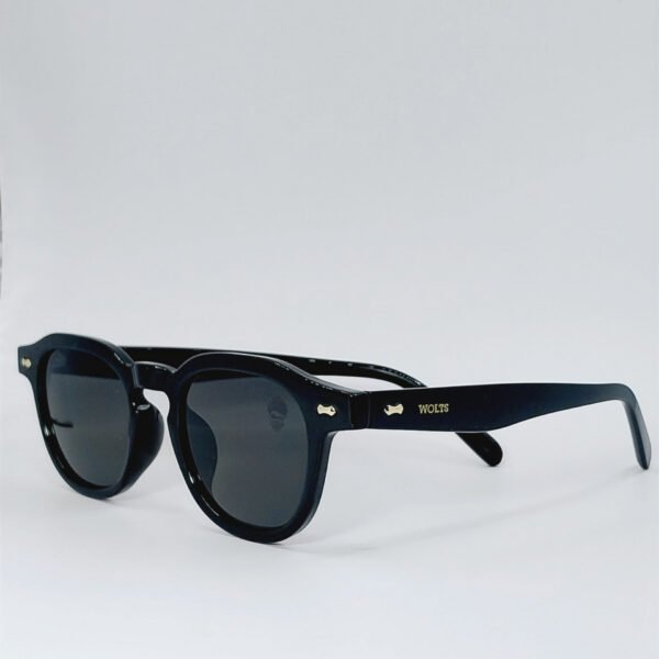 LEELOW POLISHED BLACK
