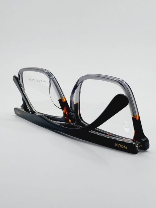 RX W32C4 - Image 2